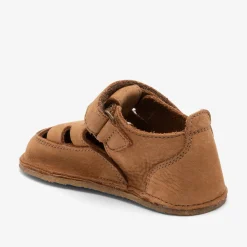barefoot beannie cognac