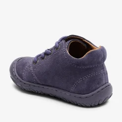 barefoot hale l violet