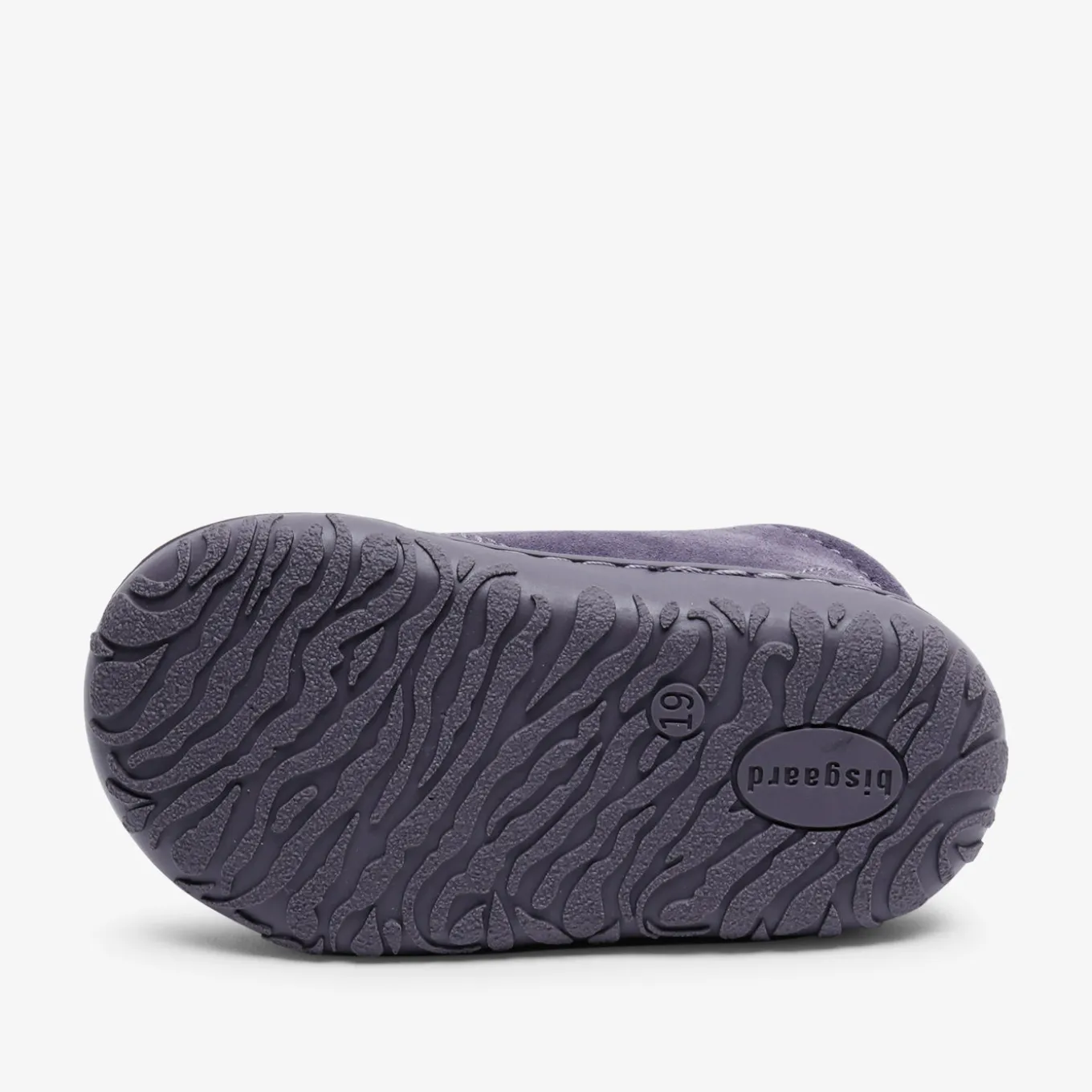 barefoot hale l violet