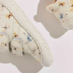 barefoot hale v butterflies