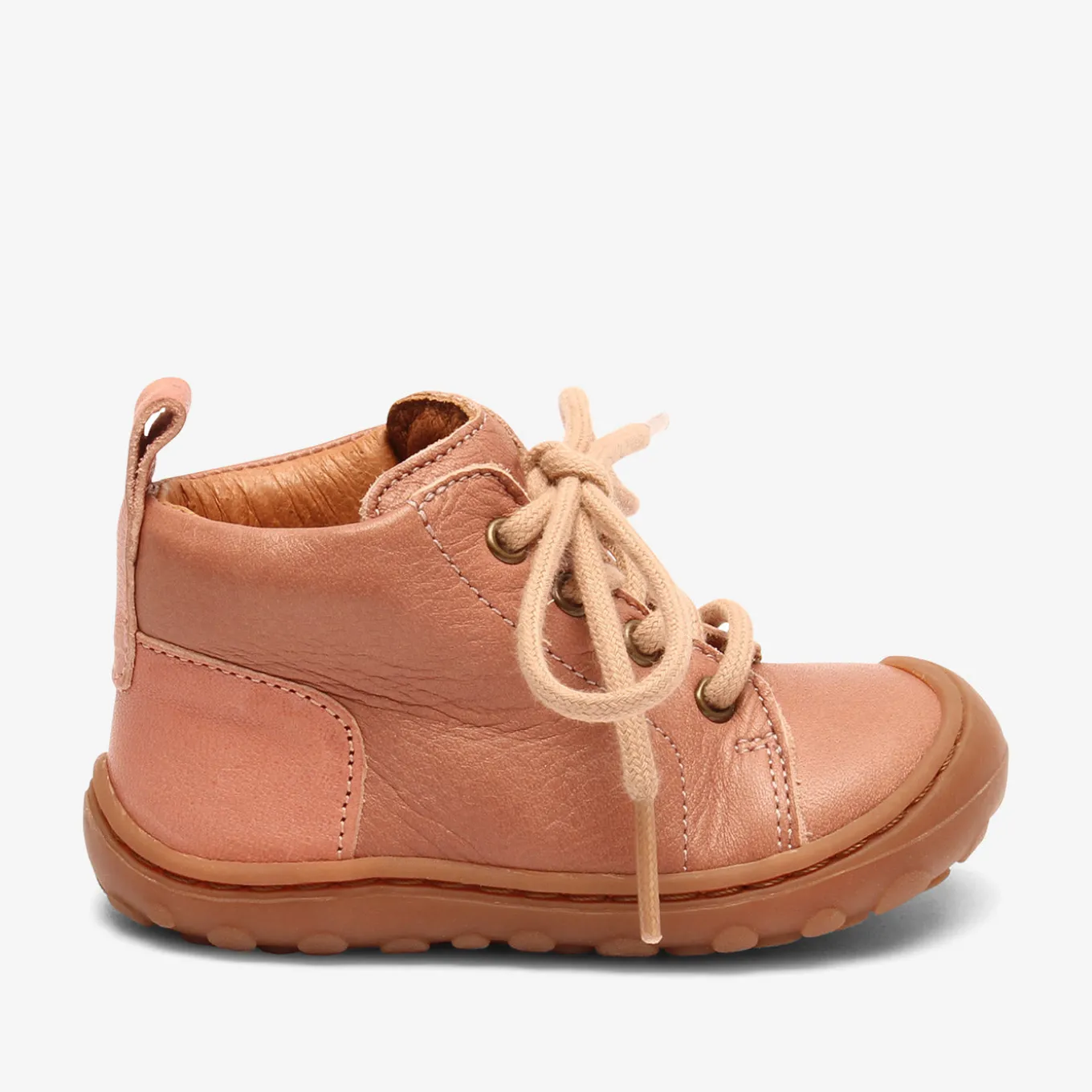 gerle lace nude