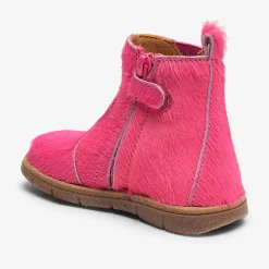 maggie flamingo fur