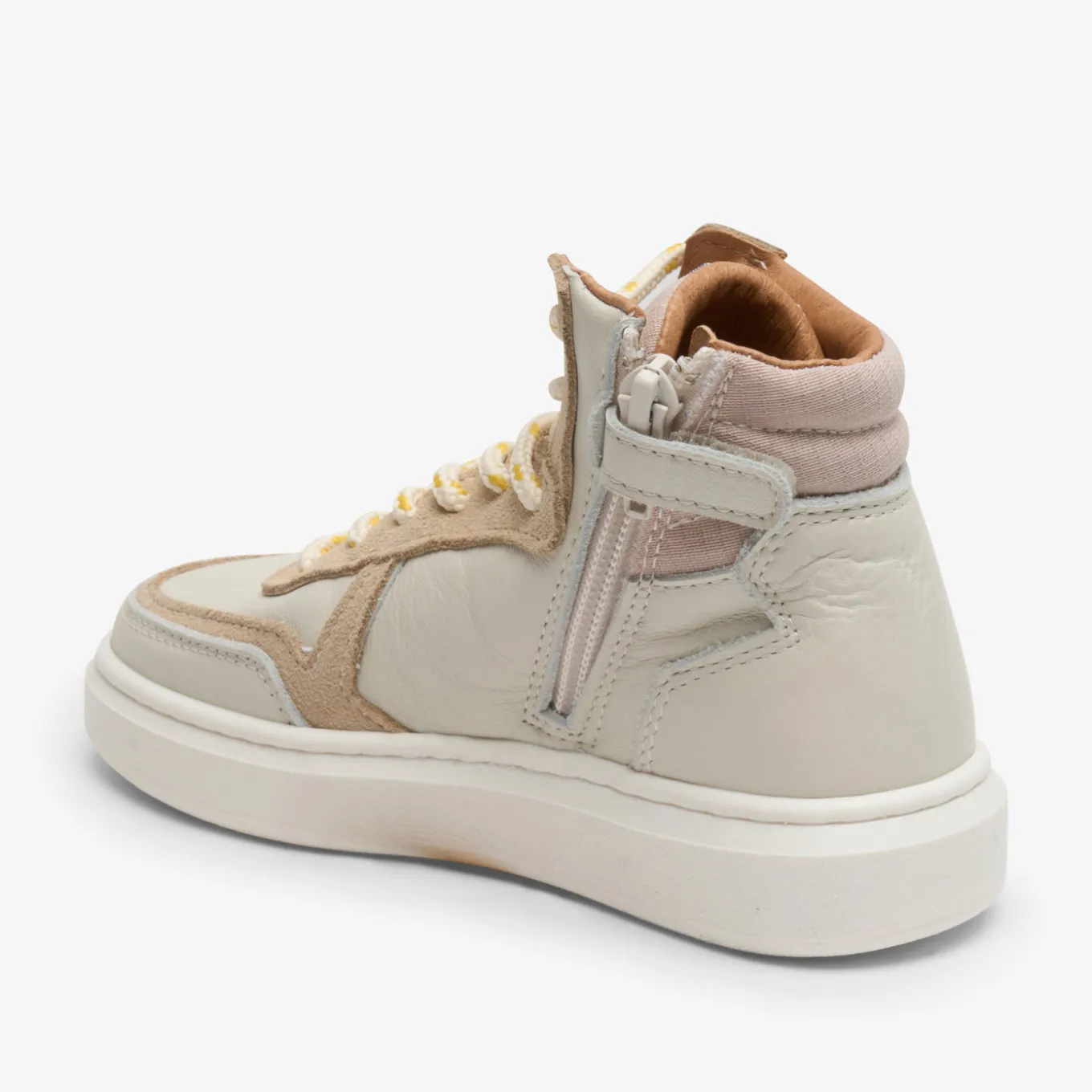 mio off white
