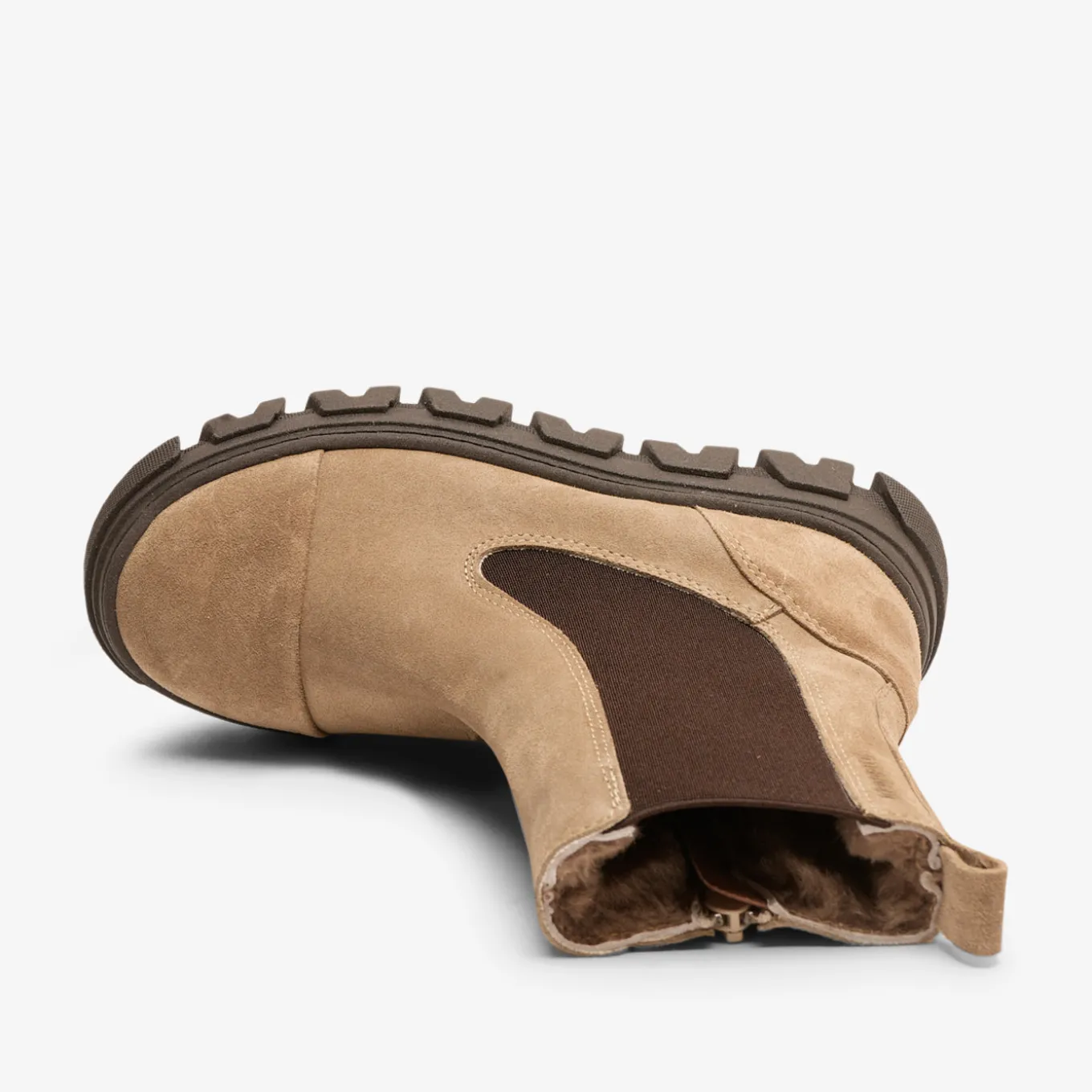 nilla lamb sand