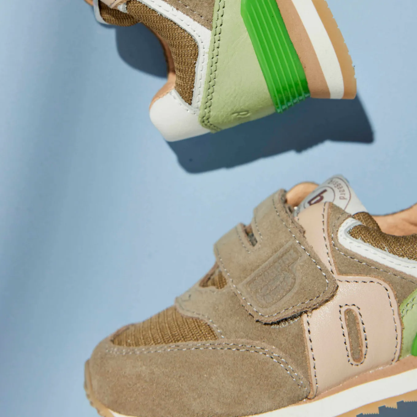 winston khaki